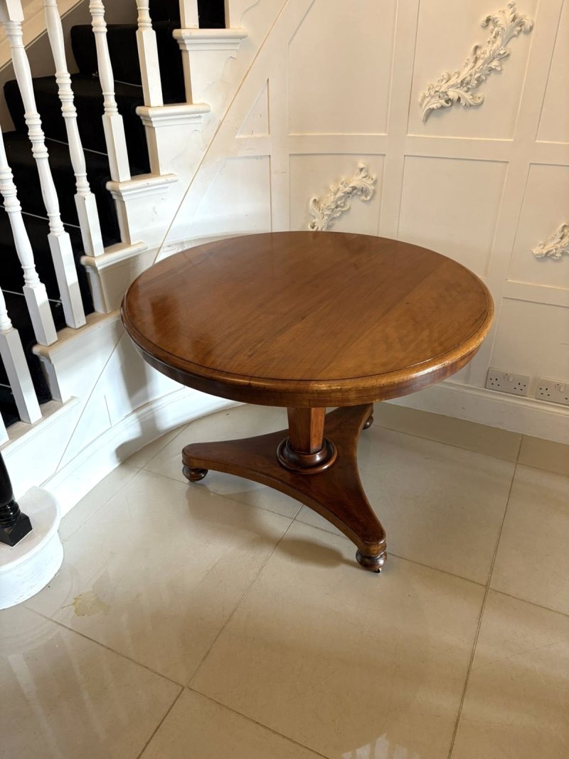 Antique Victorian Mahogany Tilt-Top Dining / Centre Table